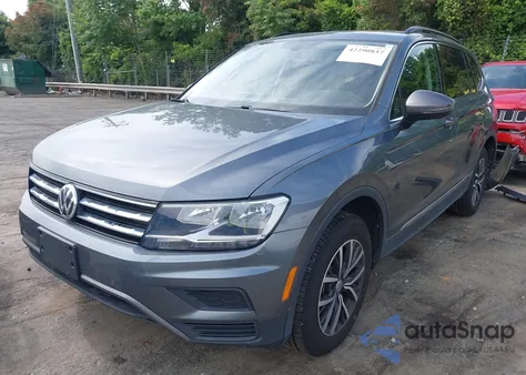 2020 Volkswagen Tiguan 2.0T Se/2.0T Se R-Line Black/2.0T Sel from USA, damaged, VIN 3VV2B7AX6LM079491